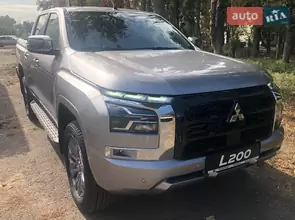 Mitsubishi L 200