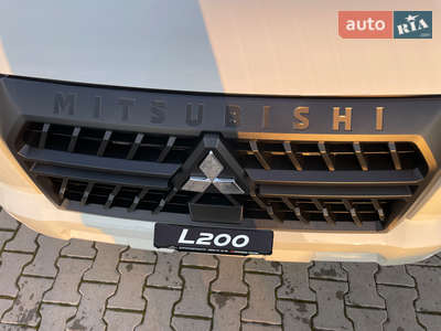 Новый Mitsubishi L 200 2024 - фото 4