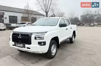 Mitsubishi L 200