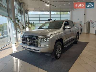 Mitsubishi L 200 Ultimate 2.4 DI-D AT (204 к.с.) 4WD 2024