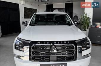 Mitsubishi L 200 2.4 DI-D AT (204 к.с.) 4WD 2025