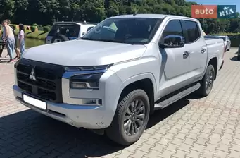Mitsubishi L 200