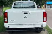 Mitsubishi L 200 Invite