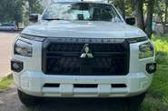 Mitsubishi L 200 Invite