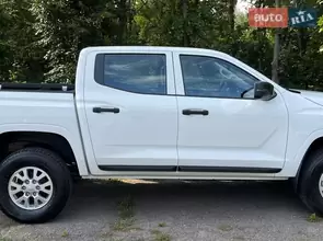 Mitsubishi L 200