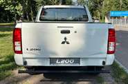 Mitsubishi L 200 Invite