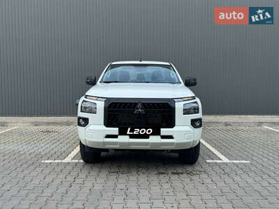 Новый Mitsubishi L 200 2025 - фото 3