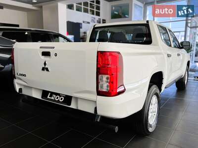 Новый Mitsubishi L 200 2025 - фото 5