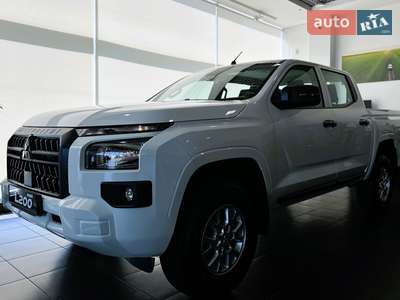 Новый Mitsubishi L 200 2025 - фото 4