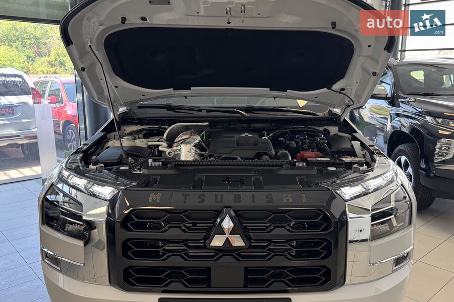 Mitsubishi L 200 - фото 21
