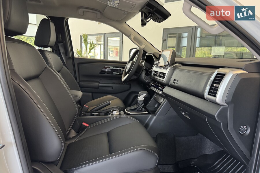 Mitsubishi L 200 - фото 12