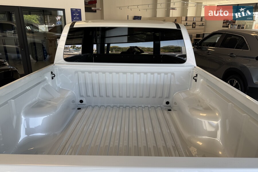 Mitsubishi L 200 - фото 10