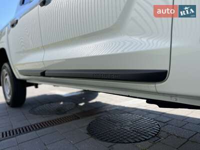 Новый Mitsubishi L 200 2025 - фото 5