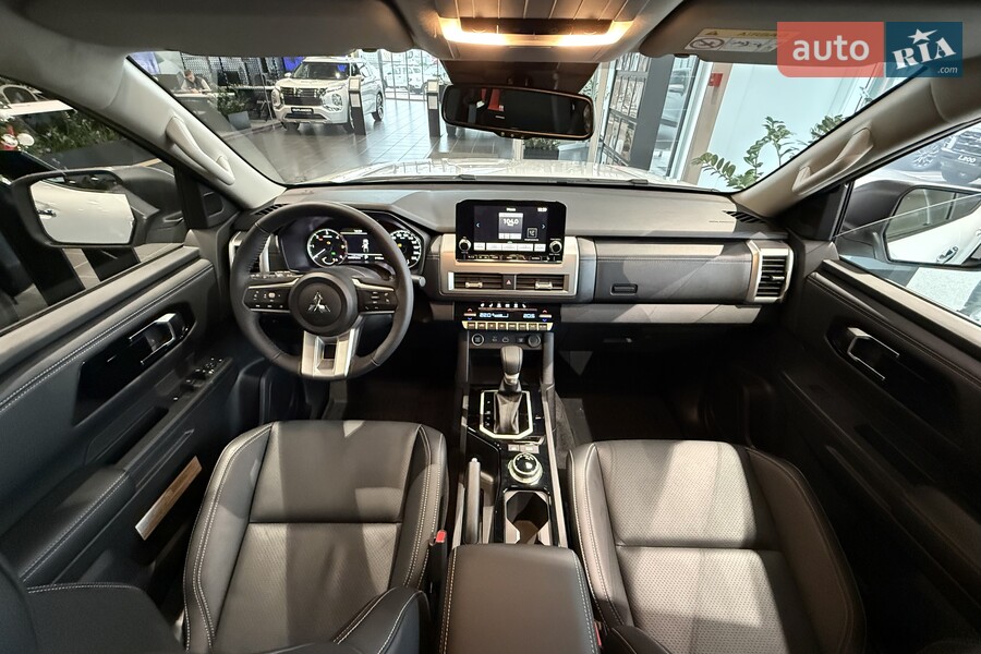 Mitsubishi L 200 - фото 13