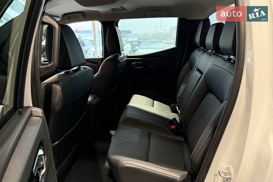 Mitsubishi L 200 - фото 12