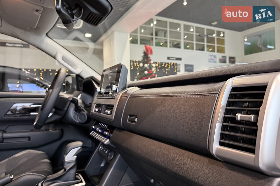 Mitsubishi L 200 - фото 18