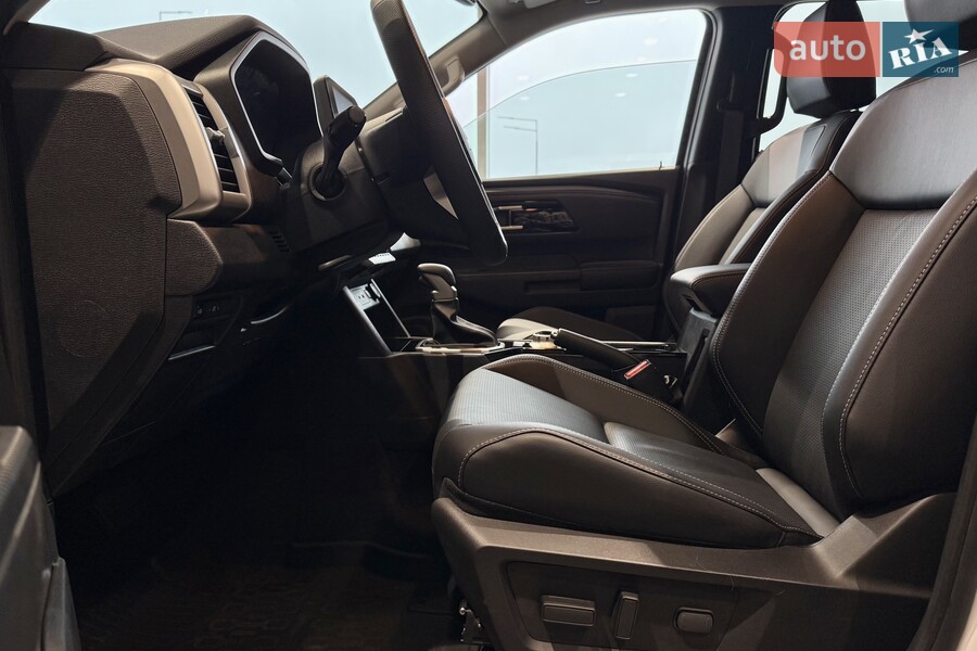 Mitsubishi L 200 - фото 19