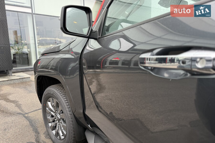 Mitsubishi L 200 - фото 10