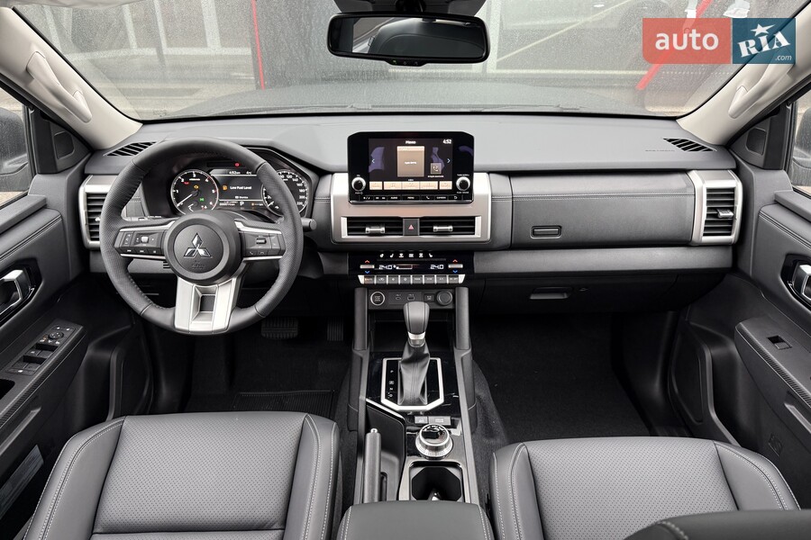 Mitsubishi L 200 - фото 27