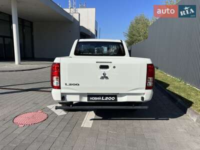 Новый Mitsubishi L 200 2025 - фото 2