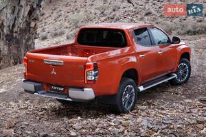 Mitsubishi L 200 2019 року