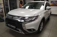 Mitsubishi Outlander Invite