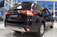 Mitsubishi Outlander Intense