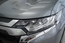 Mitsubishi Outlander Inform