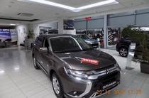 Mitsubishi Outlander Invite