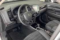 Mitsubishi Outlander Intense