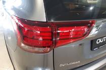 Mitsubishi Outlander Inform