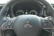 Mitsubishi Outlander Invite