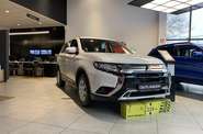 Mitsubishi Outlander Inform