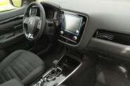 Mitsubishi Outlander Intense