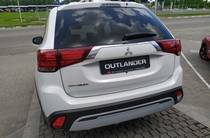 Mitsubishi Outlander Invite