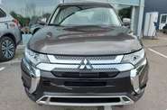 Mitsubishi Outlander Inform