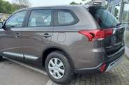 Mitsubishi Outlander Inform