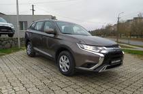 Mitsubishi Outlander Inform