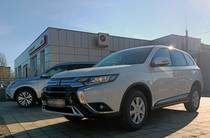 Mitsubishi Outlander Invite