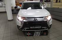 Mitsubishi Outlander Invite