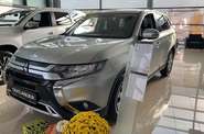 Mitsubishi Outlander Invite