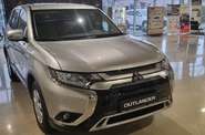 Mitsubishi Outlander Invite