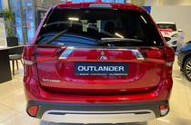 Mitsubishi Outlander Invite