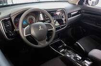 Mitsubishi Outlander Inform