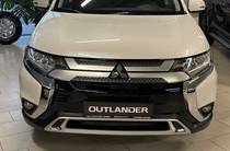 Mitsubishi Outlander Invite