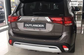 Mitsubishi Outlander 2021 Instyle