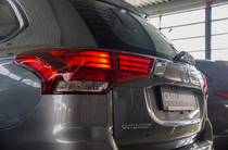 Mitsubishi Outlander Inform