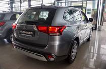 Mitsubishi Outlander Inform