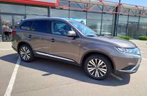 Mitsubishi Outlander Ultimate