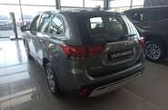 Mitsubishi Outlander Inform